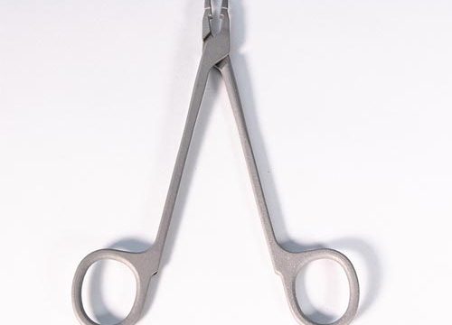 تولید ایمپلنت های پزشکی و تجهیزات پزشکی